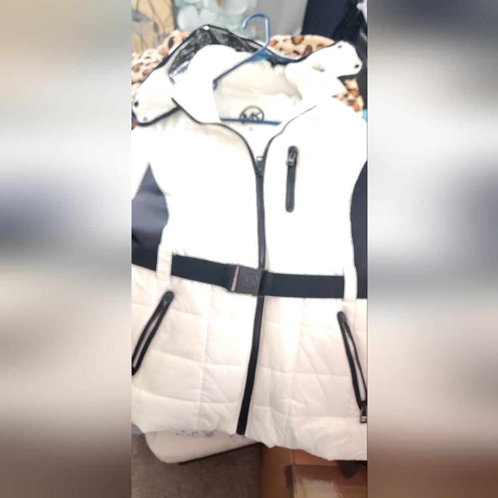 Michael Kors White and Black Puffer Jacket with Belted Waist